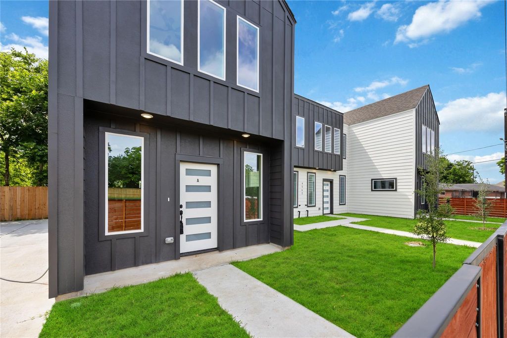 4562 Teton Street D, Houston, TX 77051
