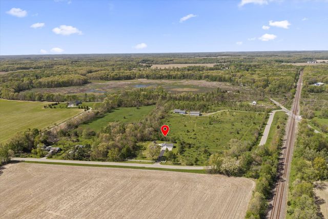 26016 Yankee Street, Edwardsburg, MI 49112