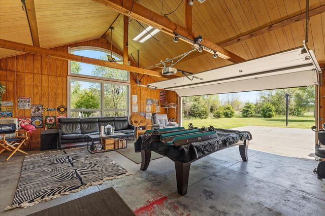26016 Yankee Street, Edwardsburg, MI 49112