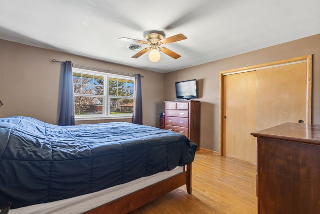 3311 Pinecrest Drive, Joliet, IL 60435