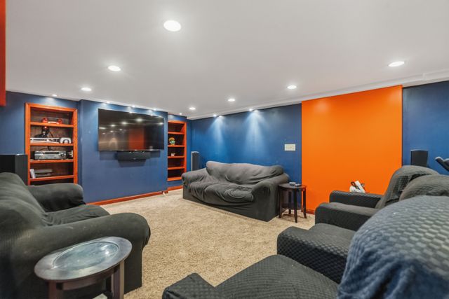 3311 Pinecrest Drive, Joliet, IL 60435