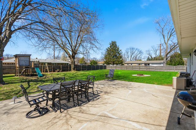 3311 Pinecrest Drive, Joliet, IL 60435