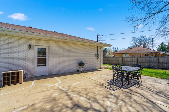 3311 Pinecrest Drive, Joliet, IL 60435