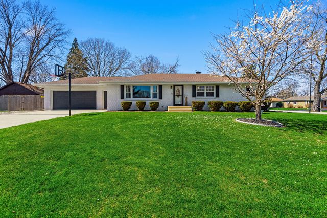 3311 Pinecrest Drive, Joliet, IL 60435