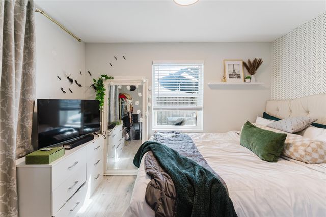 659 NE 32nd Street, Oakland Park, FL 33334