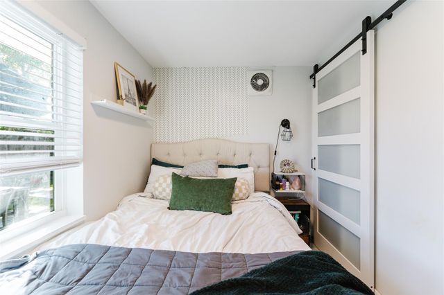 659 NE 32nd Street, Oakland Park, FL 33334