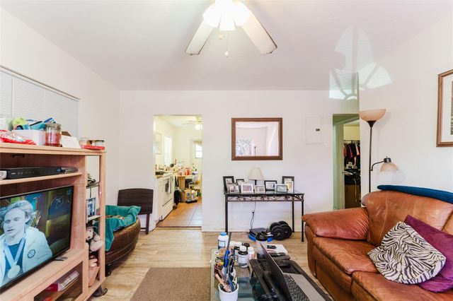 659 NE 32nd Street, Oakland Park, FL 33334