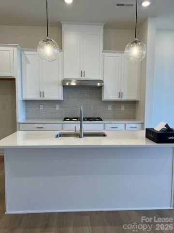 9119 Harwen Lane, Charlotte, NC 28215