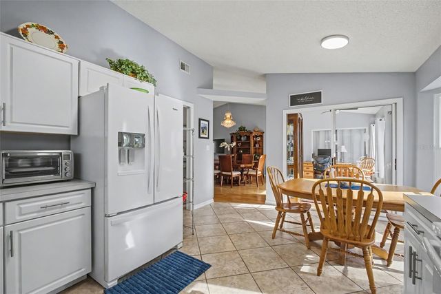 25049 NAVEL AVENUE, Leesburg, FL 34748