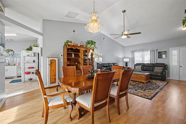 25049 NAVEL AVENUE, Leesburg, FL 34748