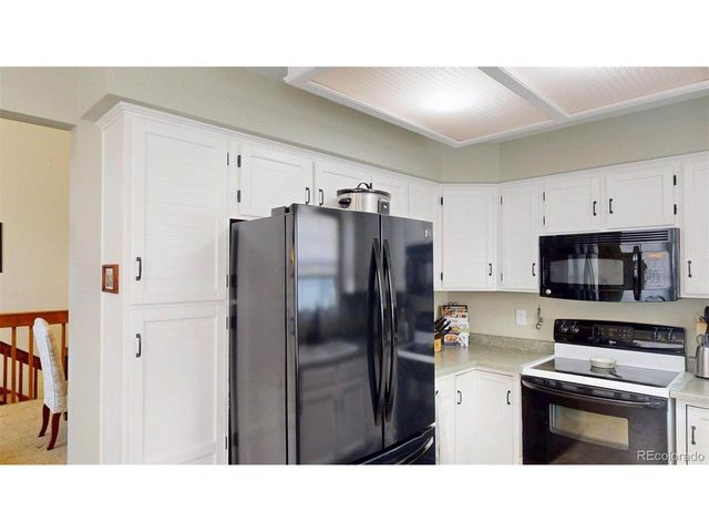 1553 E Nichols Dr, Centennial, CO 80122