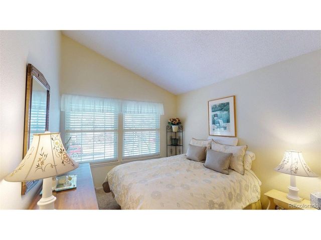 1553 E Nichols Dr, Centennial, CO 80122