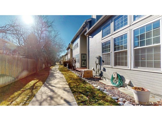 1553 E Nichols Dr, Centennial, CO 80122