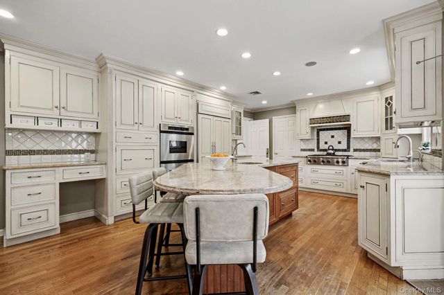 4 Clark Lane, Rye, NY 10580