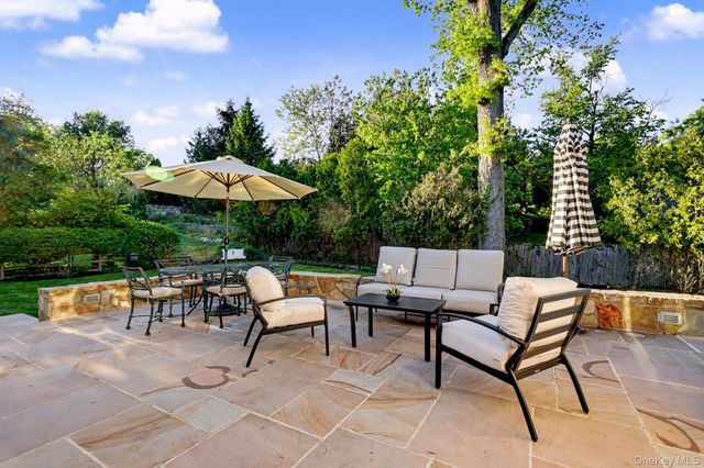 4 Clark Lane, Rye, NY 10580