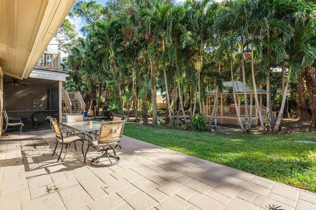 9266 Pinion Drive, Lake Worth, FL 33467