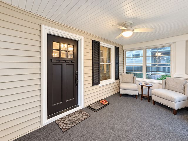 2121 Highland Avenue, Davenport, IA 52803