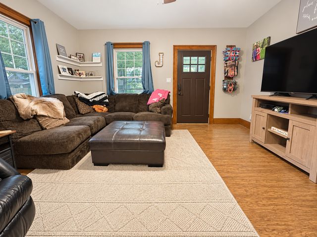 2121 Highland Avenue, Davenport, IA 52803