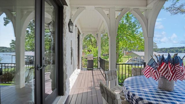 316 Hideaway Central Lane, Hideaway, TX 75771