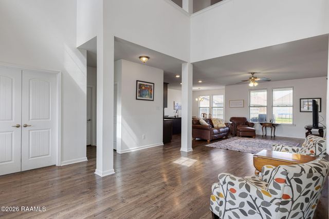 104 Marais Avenue, Youngsville, LA 70592