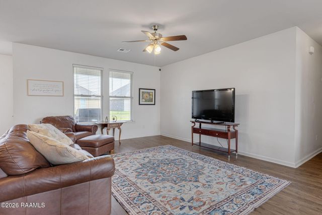 104 Marais Avenue, Youngsville, LA 70592