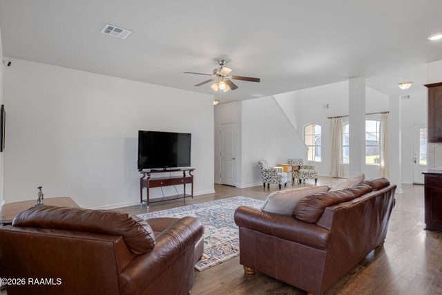104 Marais Avenue, Youngsville, LA 70592