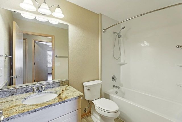 726 Clardell Drive, Sun Prairie, WI 53590