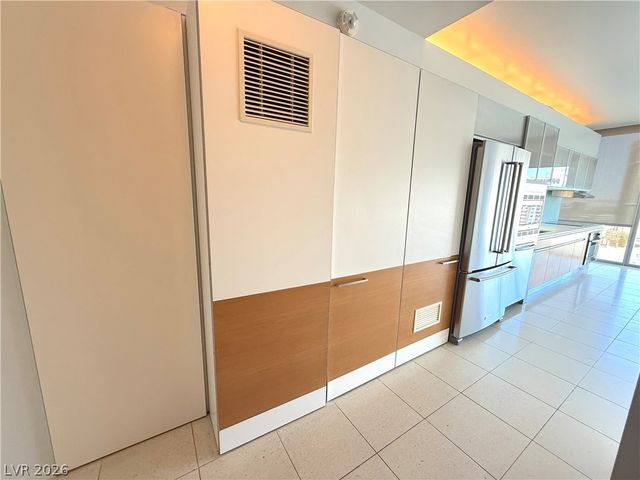 3722 South Las Vegas Boulevard 1003, Las Vegas, NV 89158