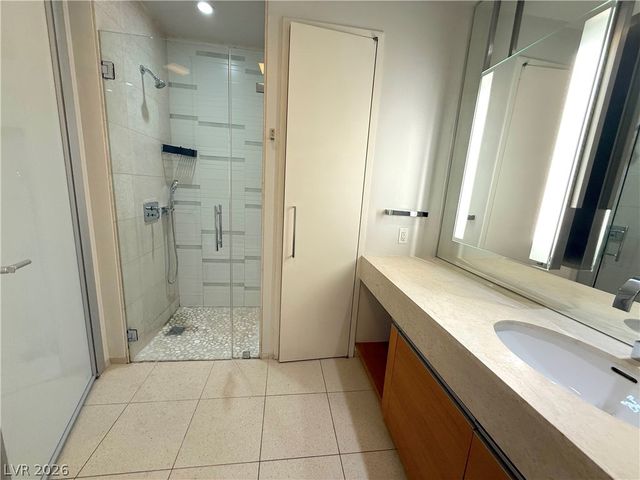 3722 South Las Vegas Boulevard 1003, Las Vegas, NV 89158