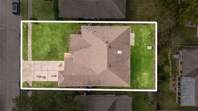 13735 Sablegarden Lane, Houston, TX 77014