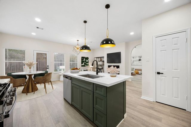 13735 Sablegarden Lane, Houston, TX 77014