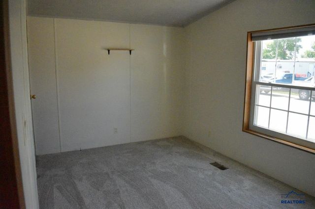 2780 143RD AVE, Rapid City, SD 57701