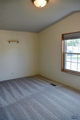 2780 143RD AVE, Rapid City, SD 57701