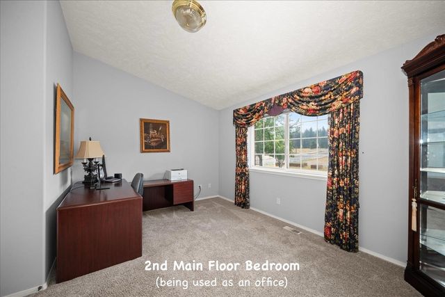 29414 N Selkirk View Dr, Chattaroy, WA 99003
