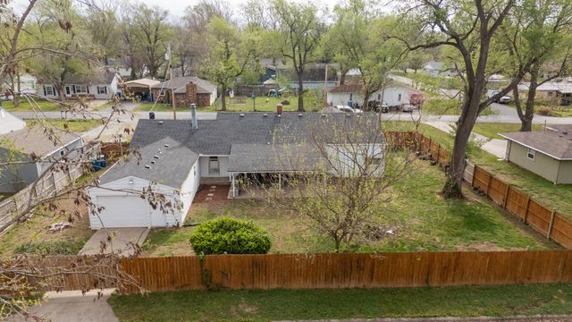 303 N Prospect Street, Nixa, MO 65714