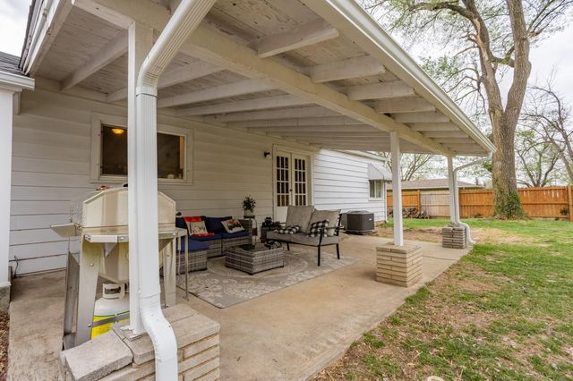 303 N Prospect Street, Nixa, MO 65714