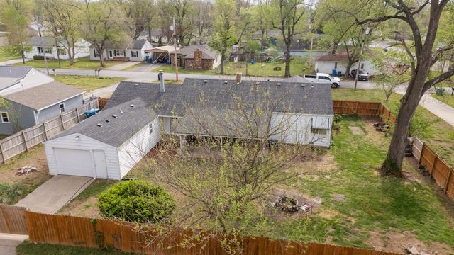 303 N Prospect Street, Nixa, MO 65714