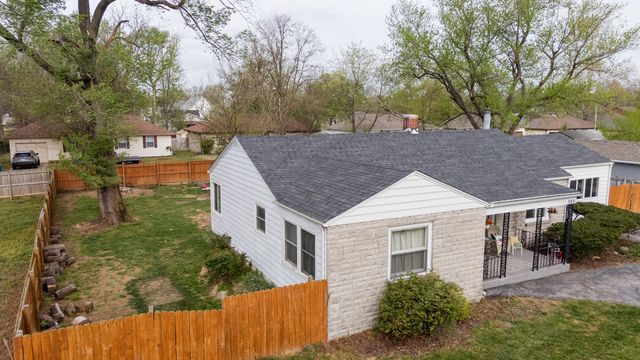 303 N Prospect Street, Nixa, MO 65714