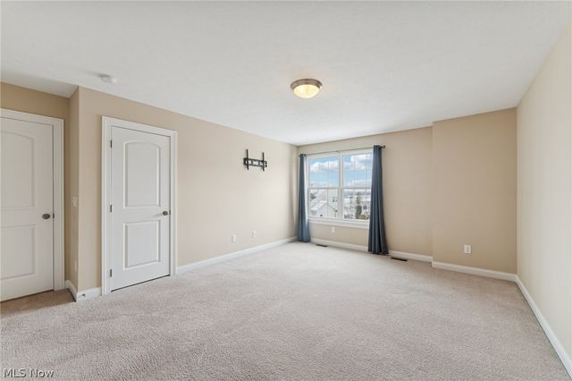 866 Somerby Circle, Uniontown, OH 44685