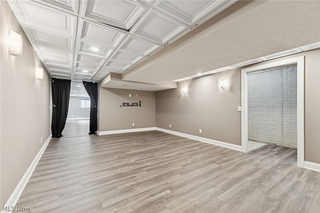 866 Somerby Circle, Uniontown, OH 44685