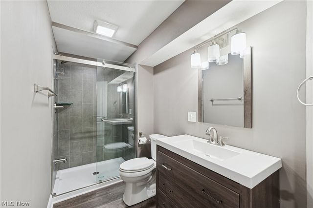 866 Somerby Circle, Uniontown, OH 44685