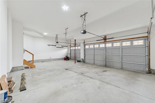 866 Somerby Circle, Uniontown, OH 44685