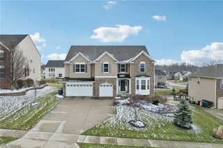 866 Somerby Circle, Uniontown, OH 44685