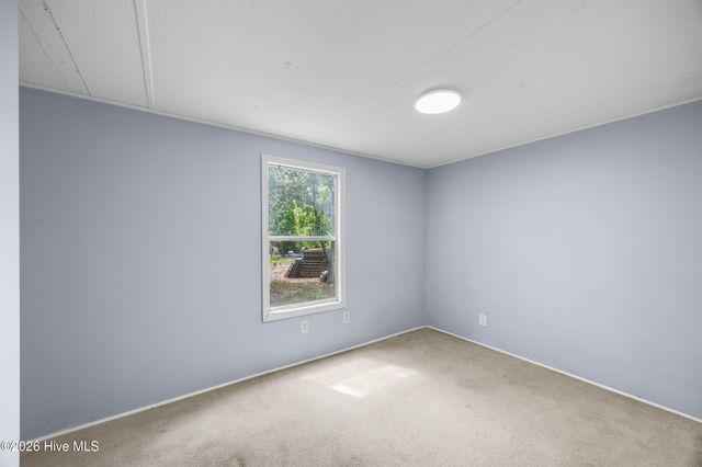69 Elm Road, Southport, NC 28461