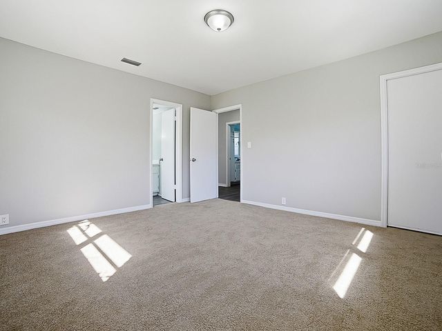 5 OAK STREET, Yalaha, FL 34797