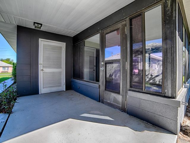 5 OAK STREET, Yalaha, FL 34797