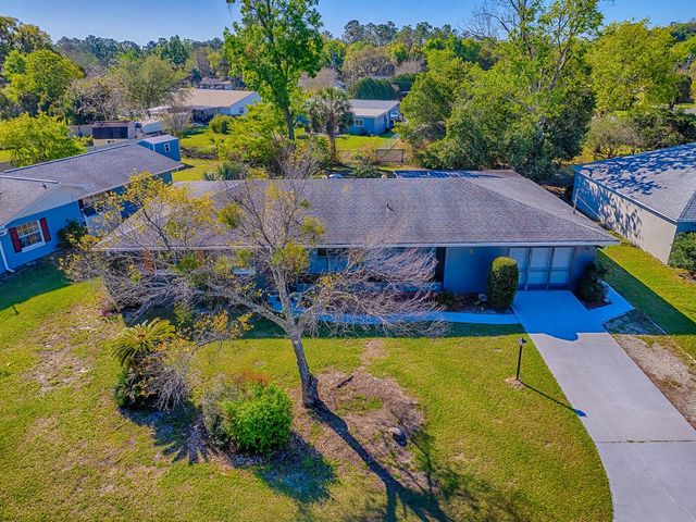 5 OAK STREET, Yalaha, FL 34797