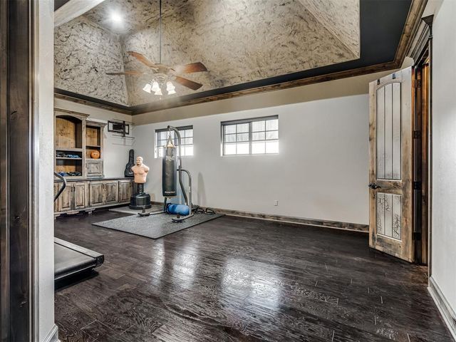 3450 Sarah Drive, Newcastle, OK 73065