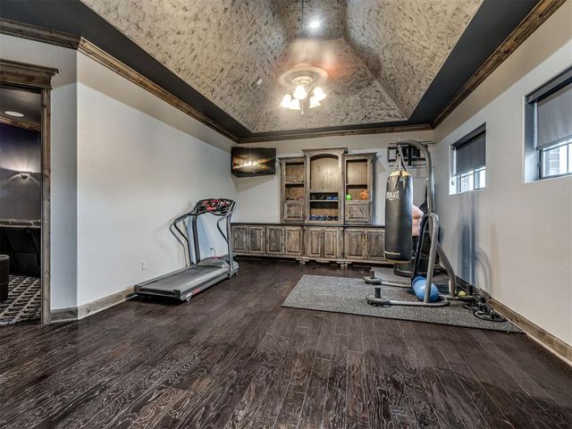 3450 Sarah Drive, Newcastle, OK 73065