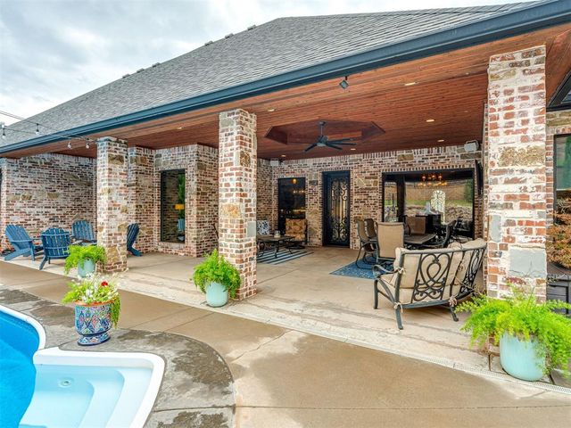 3450 Sarah Drive, Newcastle, OK 73065